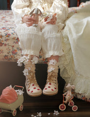 Apple Scallop Boot - Cream