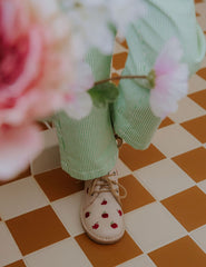Apple Scallop Boot - Cream